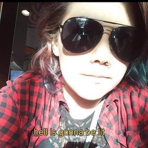 Meet your Posher, Shay